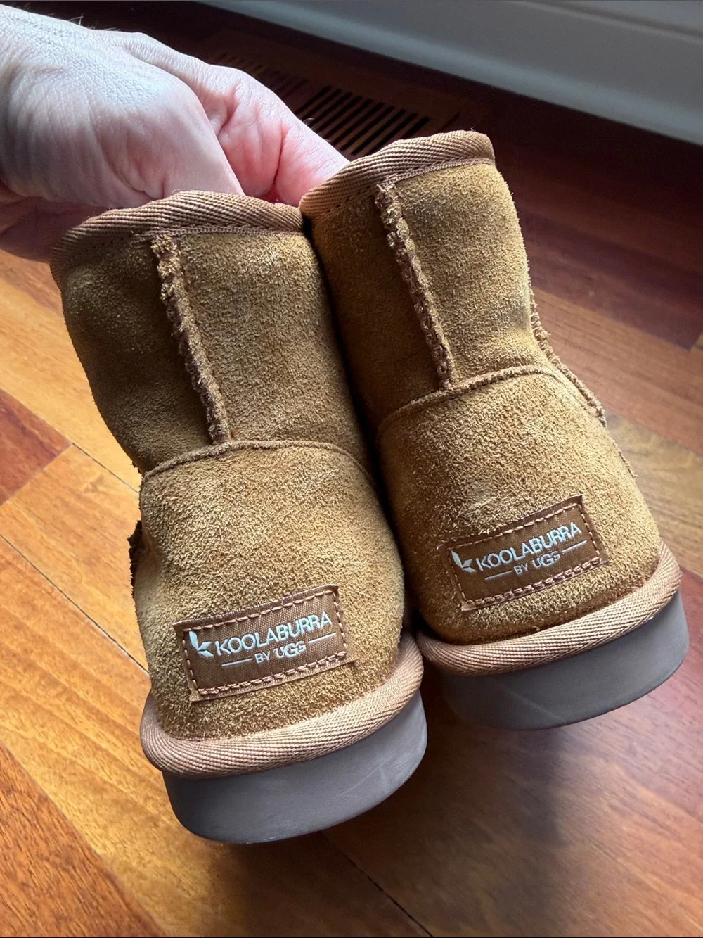 Koolaburra by UGG Kids Short Suede Boots in Chestnut